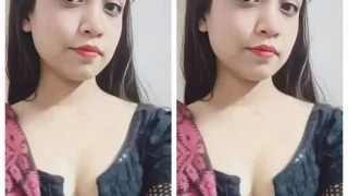 Beautifull girl showing boobs and pussy video collection